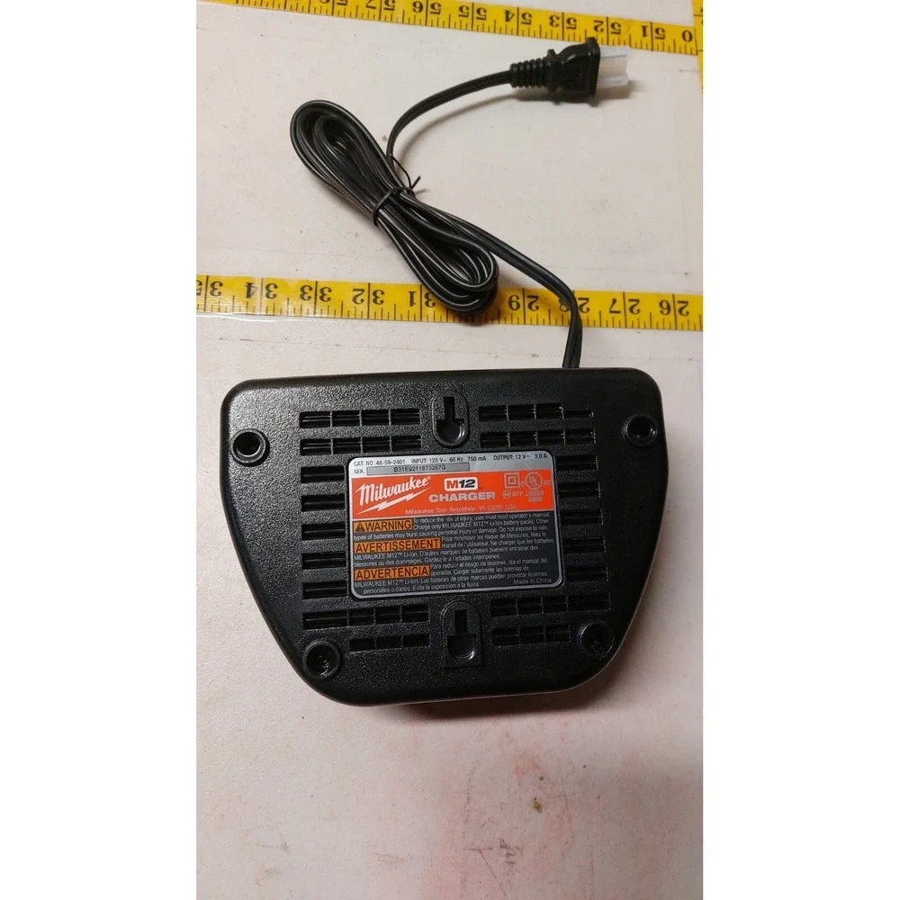 Milwaukee M12 Lithium-ion Battery Charger - Red (48-59-2401)
